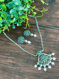 Delicate GS pendant with real kemp stones
