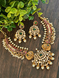 Stunning hasli with matching earrings