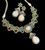 Beautiful flower motif with MOP accent