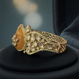 Silver foil kundan bracelet with peach carved stone