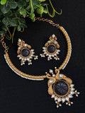 Delicate thin hasli necklace with peacock pendant