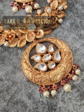 Golden hasli with silver foil