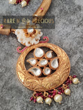 Golden hasli with ivory carving