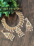 Matt gold chain necklace with stunning triangular pendant