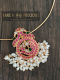 Thin pipe hasli with peacock circle design jadau kundan pendant