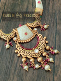 Faux Ivory hasli with chandbali design